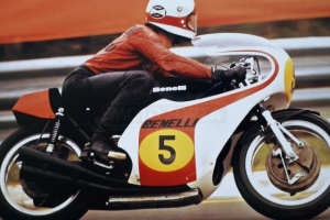 Seat Benelli 500cc Quattro 4 Cylinder 1973 Saarinen