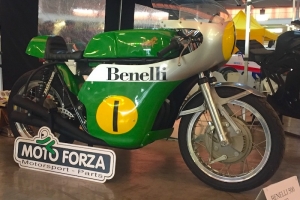 Benelli 500 replica Pasolini - Motoforza fairings