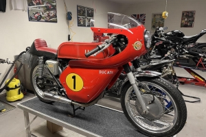 Ducati 175,250,350,450cc 1966- Fairing - version 1, GRP -  on the bike Ducati TS 125