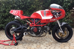 Half fairing - top fairing Ducati, BMW, Moto Guzzi etc, GRP - on the bike Ducati Pantah
