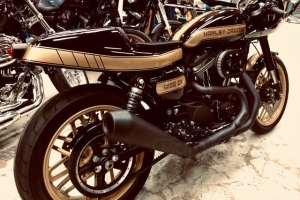  Motoforza parts on bike Harley-Davidson 1200 Roadster Cafe Racer 