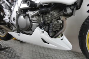 Bellypan Racing, Suzuki SV 650 99-15, 650V-STROM 04-11, GRP -  on bike