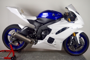 Yamaha YZF R6 2017- Side part right, GRP - on bike