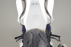 Yamaha YZF R6 2017-  Seat undertray Racing, GRP - Preview on bike